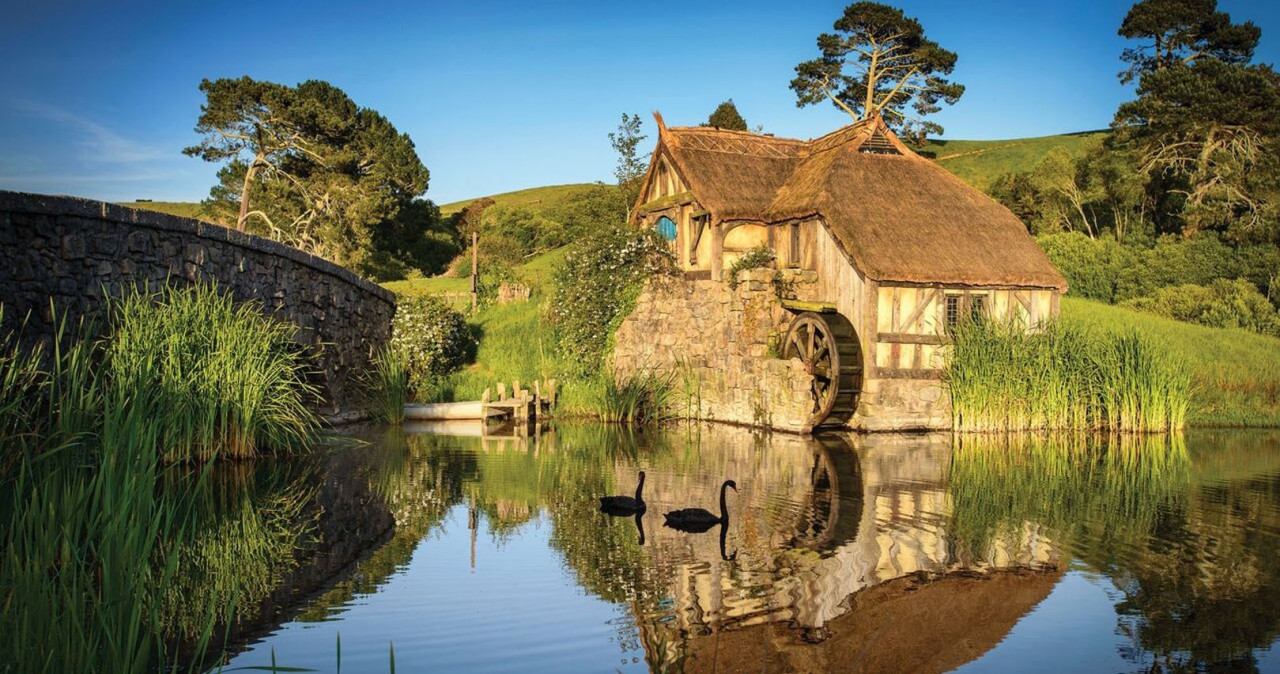 Hobbiton Movie Set & Waitomo - Photo 1 of 1